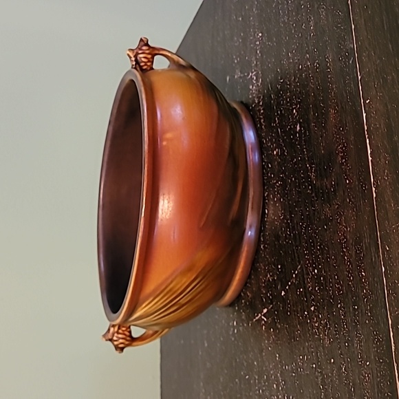 VINTAGE Roseville Pottery Pinecone Bowl with small Handles - Picture 2 of 6